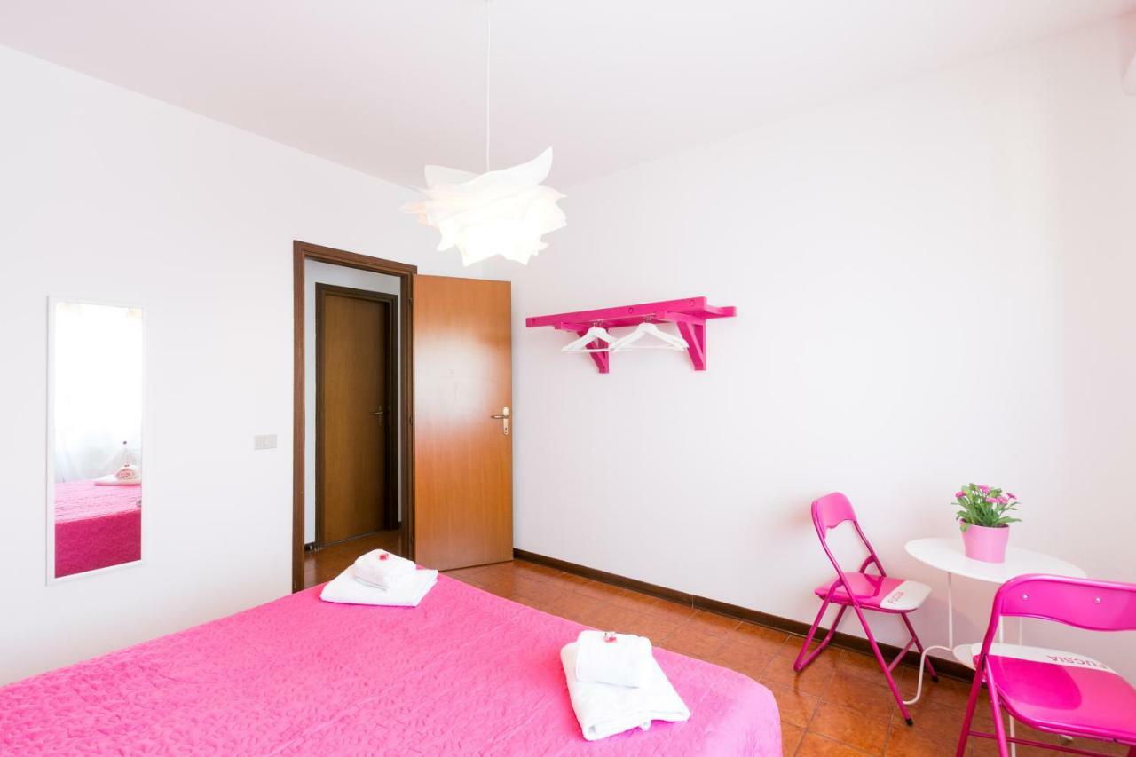 Vacanze Romane Bed and Breakfast Exteriör bild